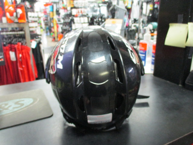 Load image into Gallery viewer, Used CCM FL40 S Hockey Helmet W/ Mask
