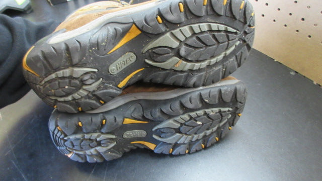 Load image into Gallery viewer, Used Hi-Tec Men's Cape Trail Waterproof Hiking Boots - Size 10
