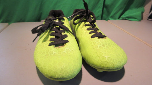 Used Vizari Stealth FG Youth 4.5 Soccer Cleats