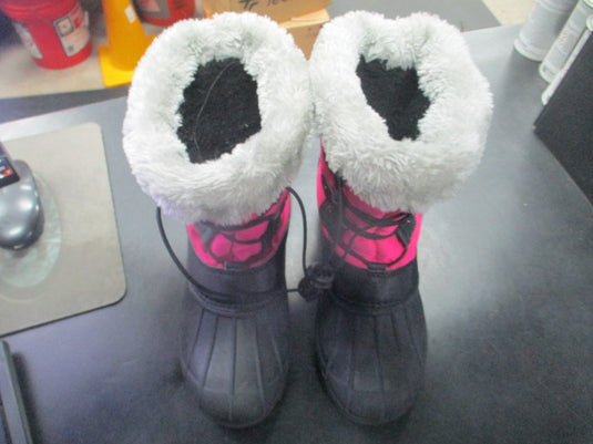 Used Zoogs Snow Boots Size 2