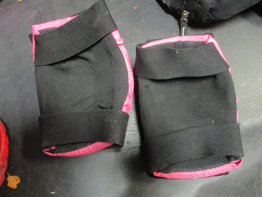 Used Merkapa Size Small Knee Pads