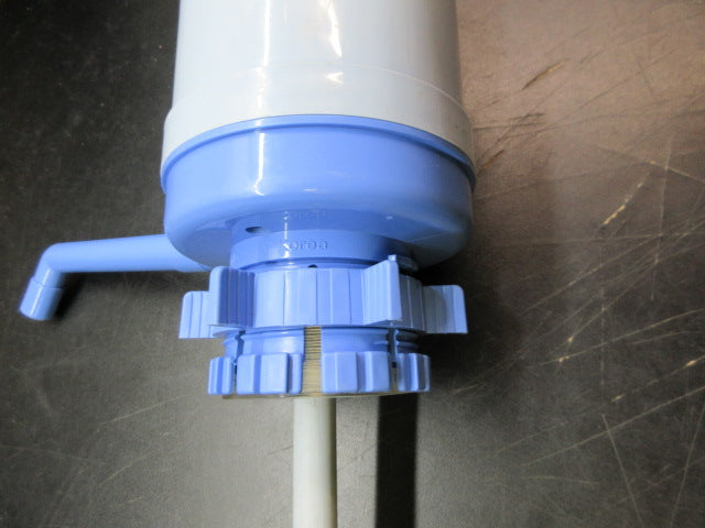 Load image into Gallery viewer, Used Dolphin Water Pump
