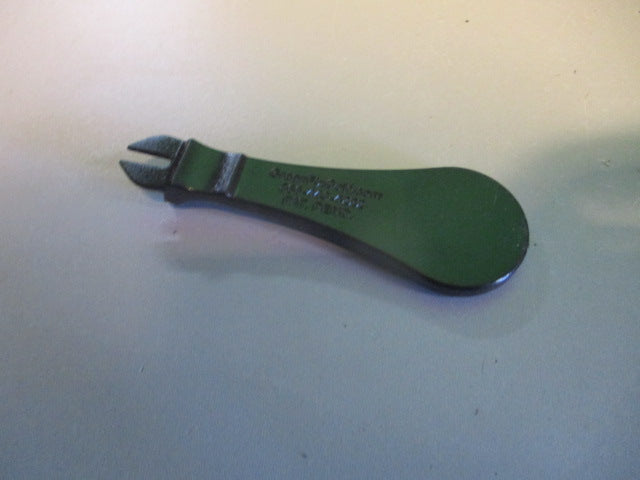 Load image into Gallery viewer, Used Green Fix Golf Divot Tool
