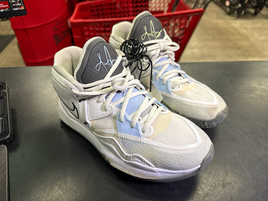 Used Nike Kyrie Infiinity EP Court Shoes Size 8