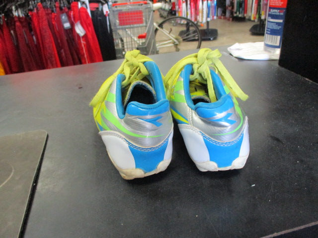 Load image into Gallery viewer, Used Diadora Verona 2 Size 2 Soccer Cleats
