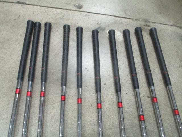 Load image into Gallery viewer, Used Ben Hogan H40 Iron Set 3-PW, LW, SW
