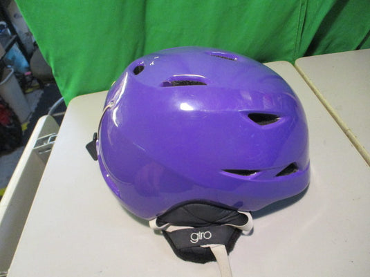 Used Giro Womens Medium Snow Helmet