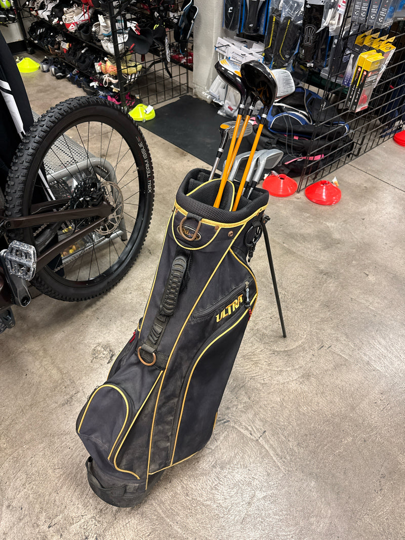 Load image into Gallery viewer, Heavy Use Wilson Ultra 9 pc Complete Right Hand Golf Set with Bag
