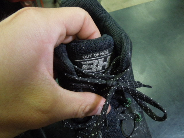 Load image into Gallery viewer, Used Under Armour BH Cleats Size 5.5
