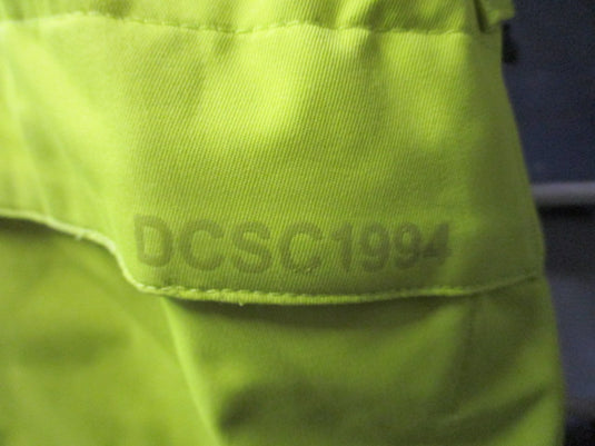Used DC 10K Snow Pants Youth Size Small