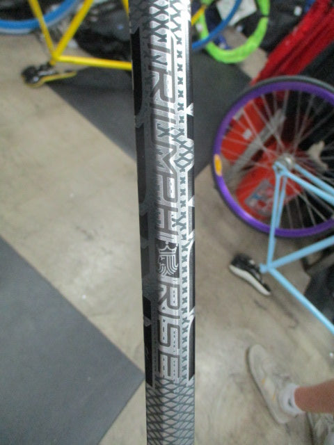 Load image into Gallery viewer, Used Brine Triumph Rise 71&quot; Lacrosse Stick
