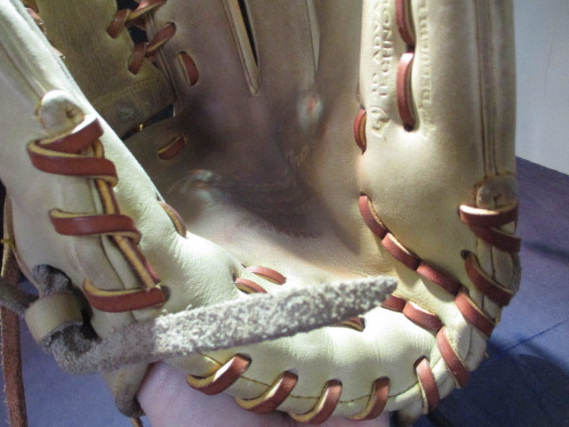 Load image into Gallery viewer, Used Mizuno Pro Limited Edition CMP 41 Glove
