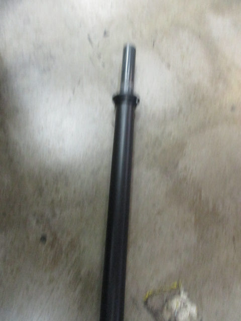 Used 2 Peice Standard 4 Foot Bar