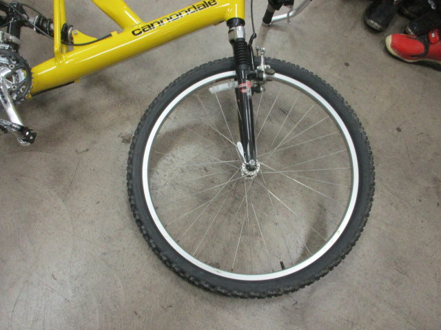Load image into Gallery viewer, Used Cannondale Super V 500 21-Speed Mountain Bike
