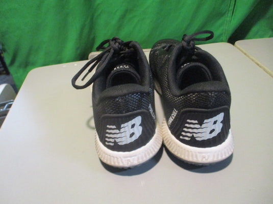 Used New Balance Fuel Cell Size 7.5 Baseball Turf Shoes