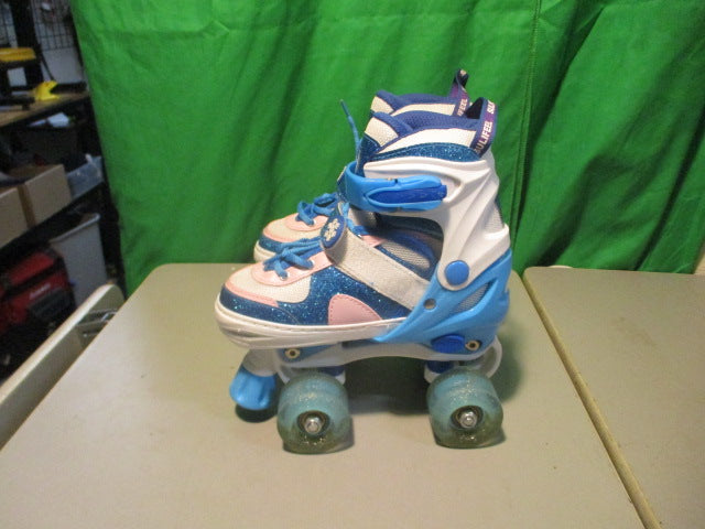 Load image into Gallery viewer, Used Sulifeel Sports Size 10C-13C Quad Roller Skates W/ Lightup Wheels
