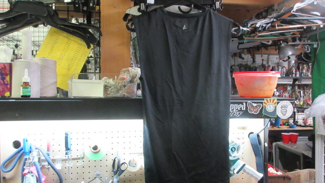 Load image into Gallery viewer, Used BSNSports Athletic T-Shirt - Size Medium
