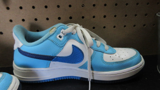 Load image into Gallery viewer, Used Nike Air Force 1 '07 LV8 PS Sneaker - Size Youth 5
