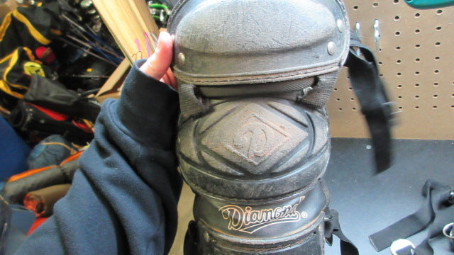Load image into Gallery viewer, Used Diamond Catchers Shin Guards 13" *Missing Strap*
