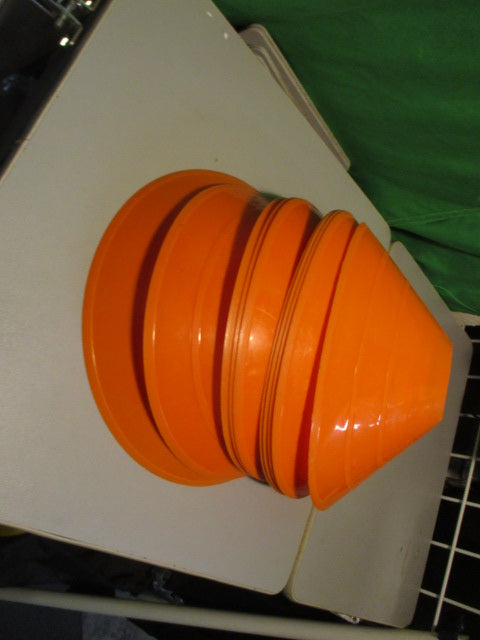 Used Agora 10 Pack Jumbo Disc Cones