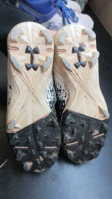Used Under Armour Leadoff Baseball Cleats - Size Youth 4
