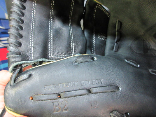Used Wilson A2K Pro-Stock Select B2 12" Leather Glove - RHT