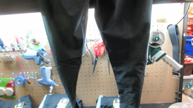Load image into Gallery viewer, Under Armour Windbreaker Sweat Pants - Size XS
