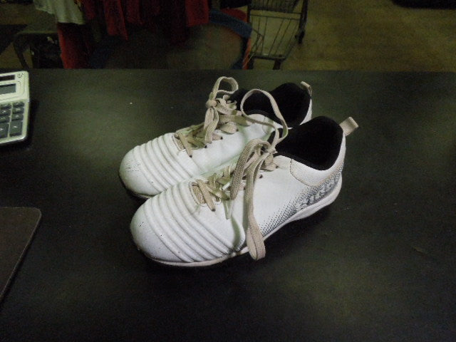 Load image into Gallery viewer, Used Riddell Edge Low RM Football Cleats Size 1
