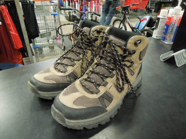 Load image into Gallery viewer, Used Denali Hiking Boots Size 9.5
