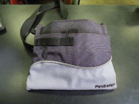 Used PetSafe Treat Pouch Sport with Clip and Strap
