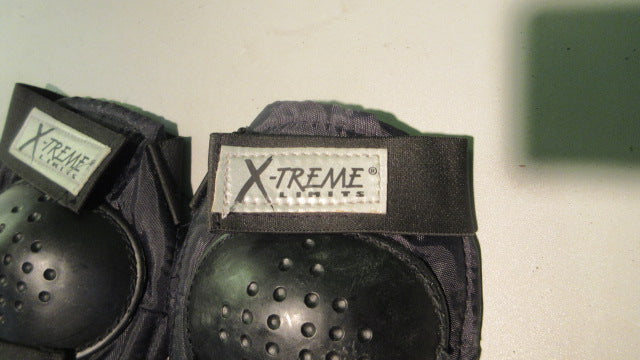 Load image into Gallery viewer, Used Youth X-Treme Limits Skate Elbow Pads
