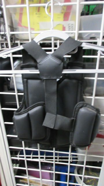 Load image into Gallery viewer, Used ATA Chest Protector Youth Size Medium
