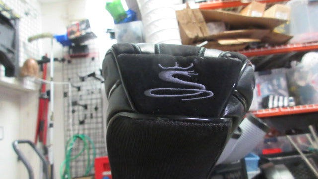 Load image into Gallery viewer, Used Cobra Long Tom 10 Deg/4ft Driver W/ Head Cover -RH- wear
