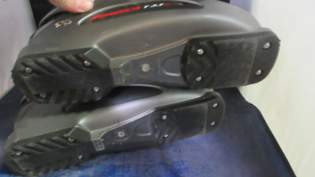 Load image into Gallery viewer, Used Nordica T3.1W Size 8 Womens Downhill Ski Boots
