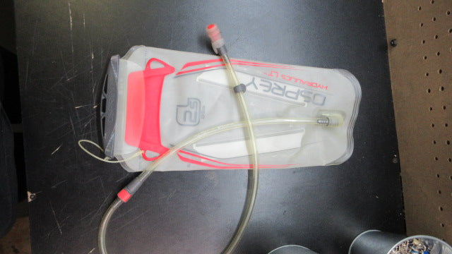 Load image into Gallery viewer, Used Osprey Hydraulics LT 2.5 L Hydration Pack
