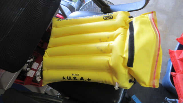 Load image into Gallery viewer, Used Sima Super Sports Pouch - holds air - has spots

