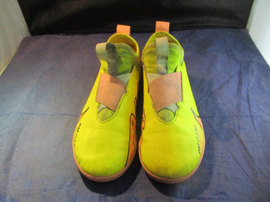 Used Nike Air Zoom Indoor Soccer Shoes Youth Size 2.5