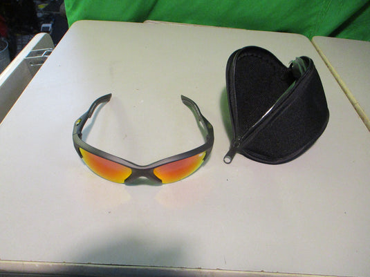 Used Polarized Sunglasses UV400 W/ Extra Lens