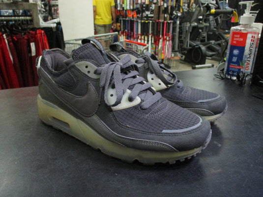 Used Nike Air Max Terrascape 90 Size 9.5