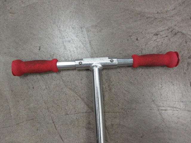Load image into Gallery viewer, Used Razor A5 Lux Kick Scooter - Red/Silver, Large 8" Wheels, Foldable
