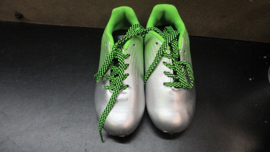 Used Dsg Soccer Cleats - Size Youth 9