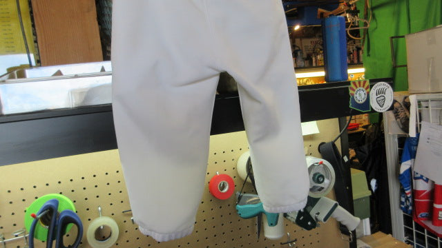 Load image into Gallery viewer, Used Mizuno Baseball Knickers - Size Youth Medium
