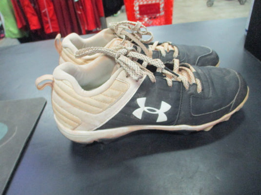 Used Under Armour Leadoff Size 6.5 Cleats