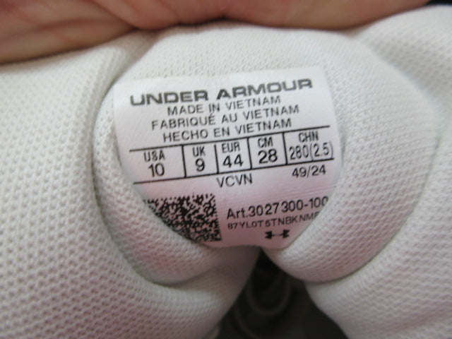 Load image into Gallery viewer, Used Under Armour Highlight 2 RM Football Cleats - Size 10
