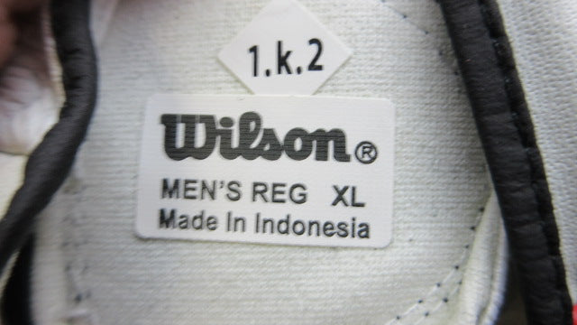 Load image into Gallery viewer, Used Wilson Golf Glove - RH - Size XL
