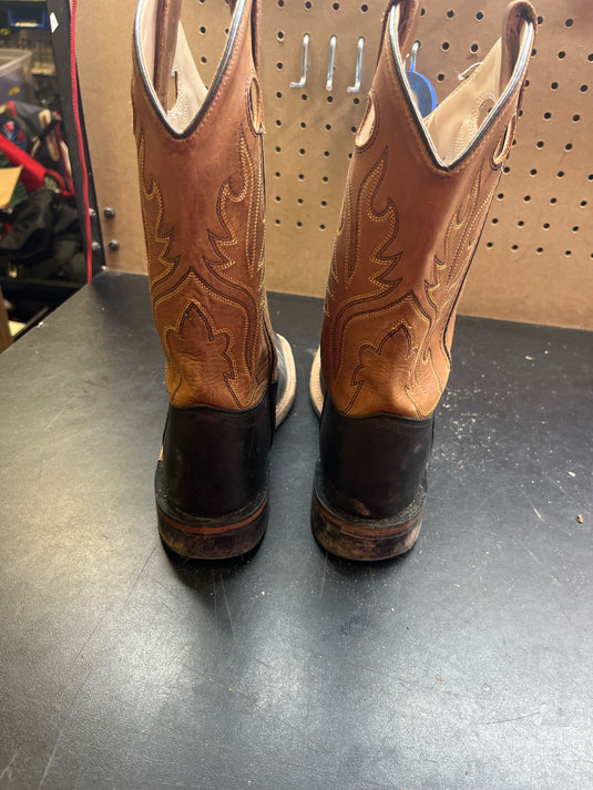 Used Cowboy Boots Size 4 Black and brown