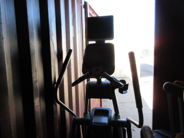Load image into Gallery viewer, Used Precor EFX 575i Elliptical Stepper Machine
