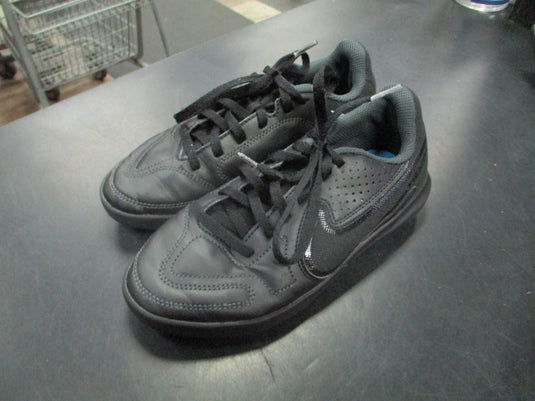 Used Nike Tiempo Legend 9 Indoor / Turf  Cleats Size 1Y