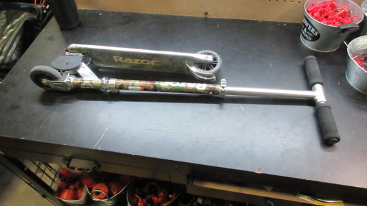 Used Razor Kick Scooter Special Edition Dino Camo Graphic Foldable
