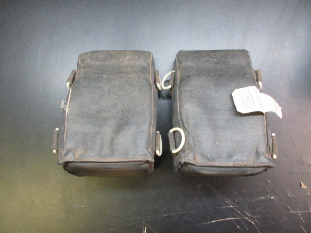 Load image into Gallery viewer, Used Schutt Catchers Knee Savers
